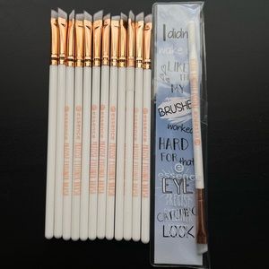 Essence Precise Eyeliner Brush